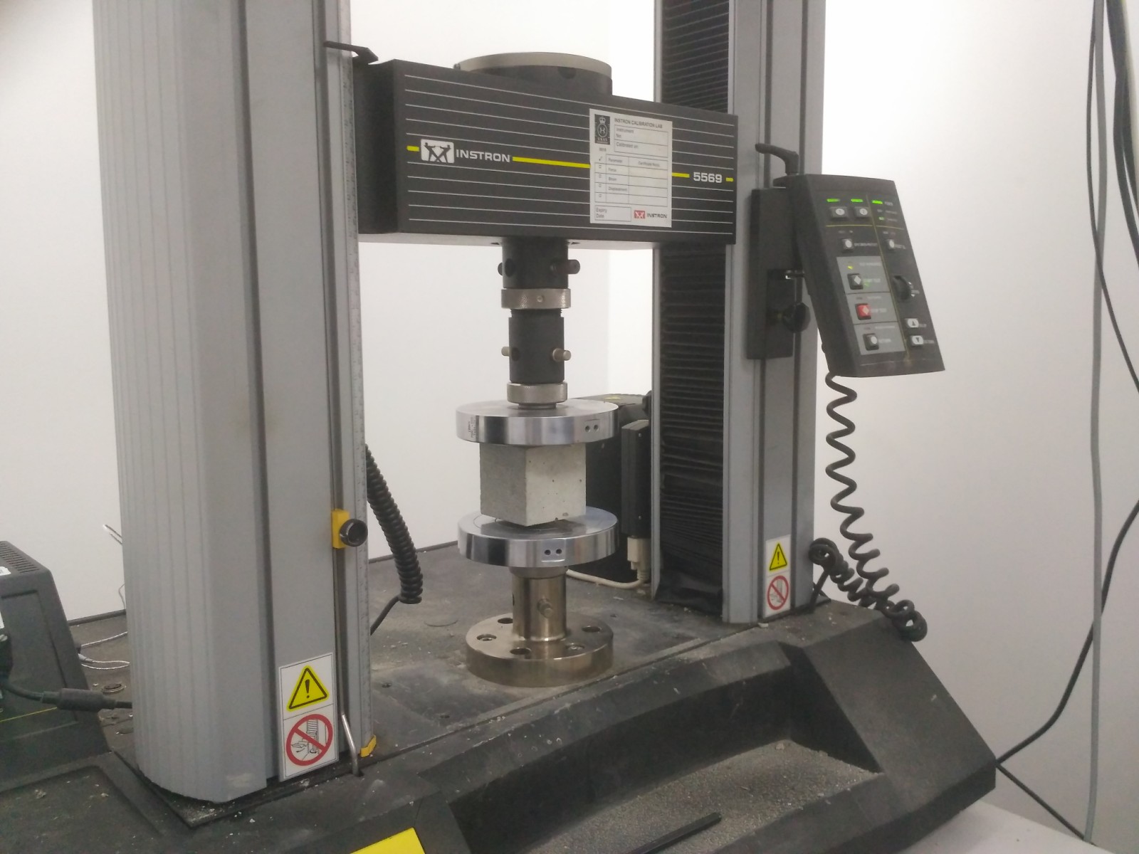 Mechanical properties tests for composite concrete based on basalt-boron fiber with different dosages of fiber